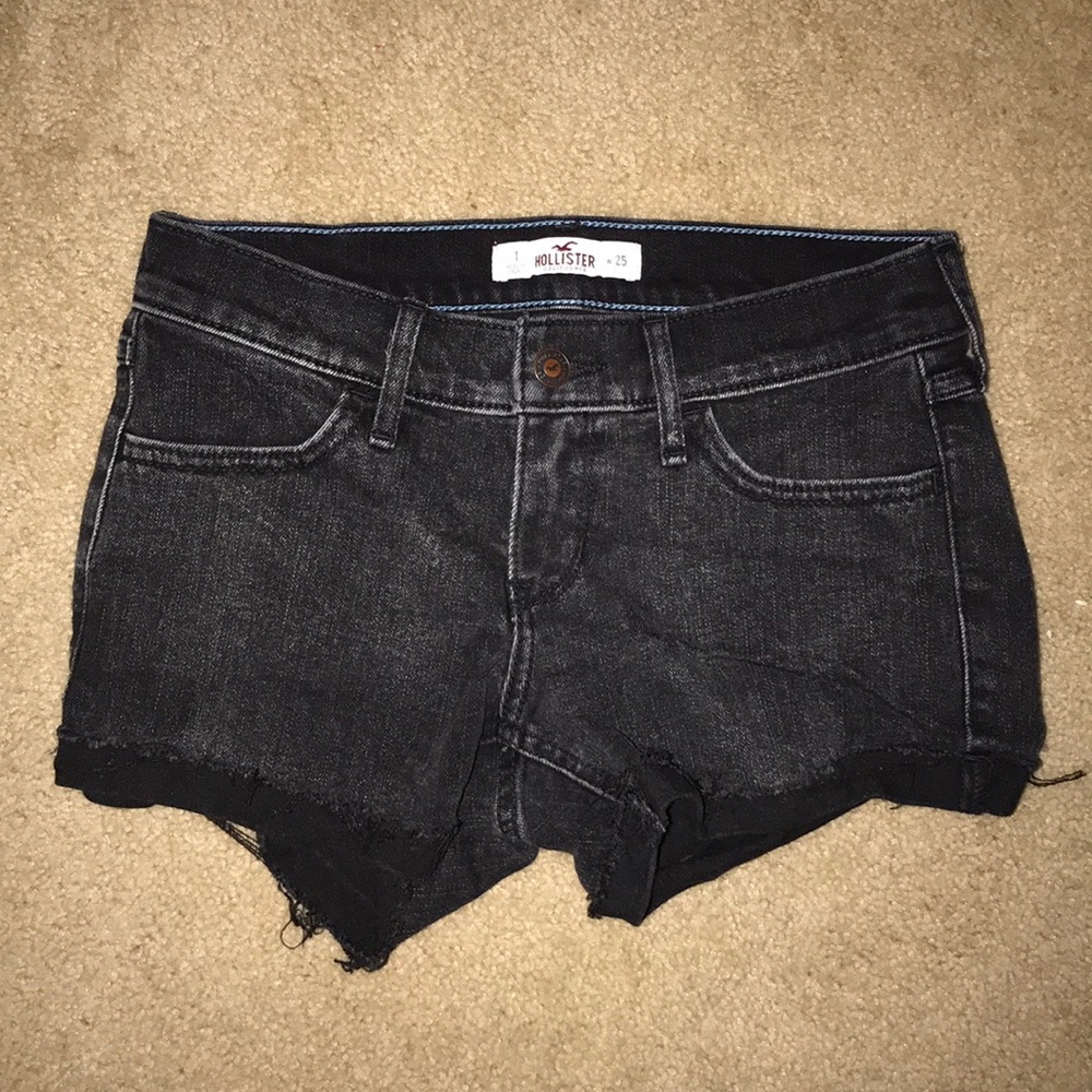 Hollister black shorts